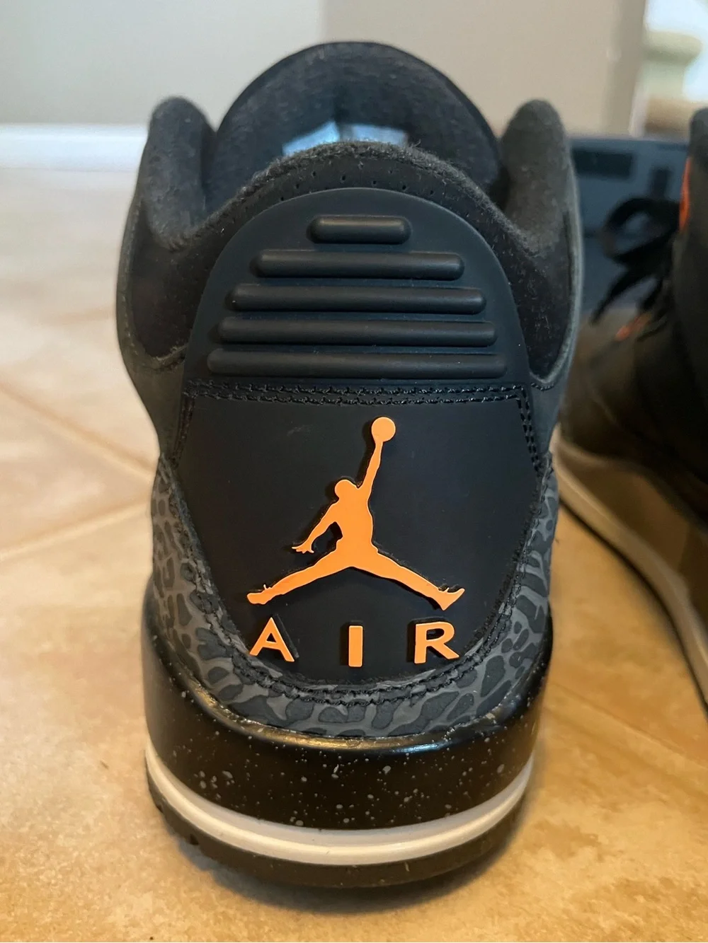AIR JORDAN 3 RETRO ‘FEAR’ 2023